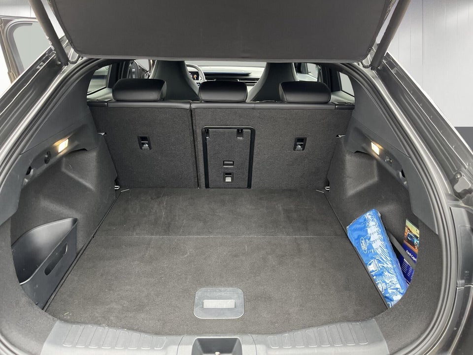 Ford Capri 77 Premium Extended Range 5d