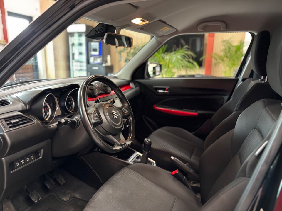 Suzuki Swift 1,0 Boosterjet SHVS Exclusive 5d