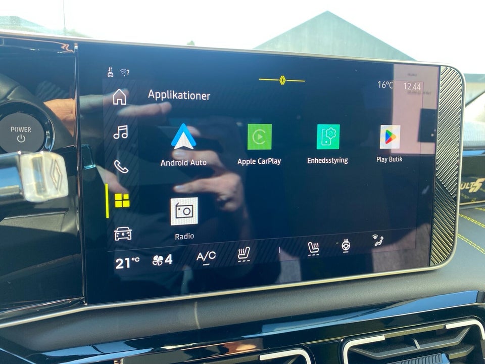 Renault 5 E-Tech 52 Iconic 5d