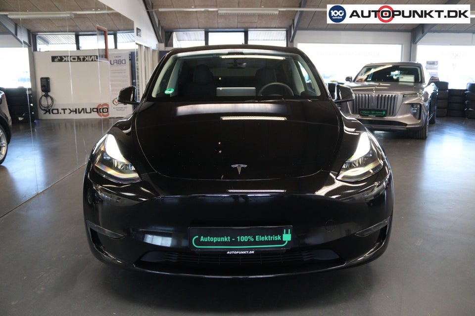 Tesla Model Y Long Range AWD 5d