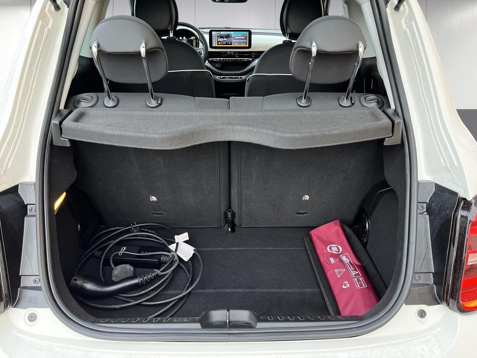 Fiat 500e 42 Icon 3+1 4d