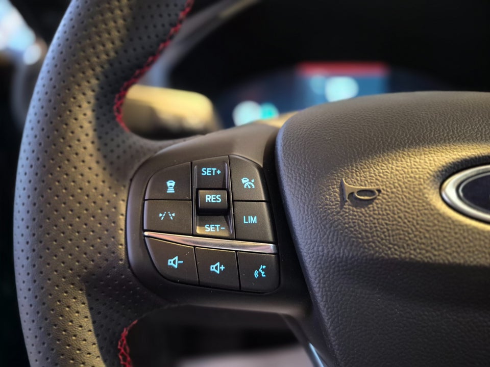 Ford Kuga 2,5 PHEV ST-Line X CVT 5d