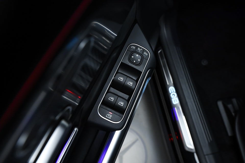 Mercedes EQB300 AMG Line 4Matic 5d