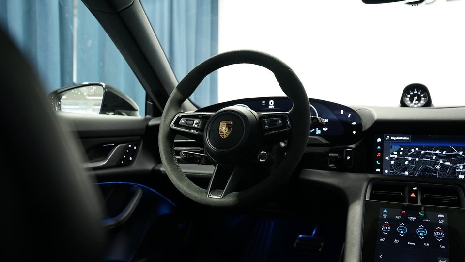Porsche Taycan 4 Performance+ Cross Turismo 5d