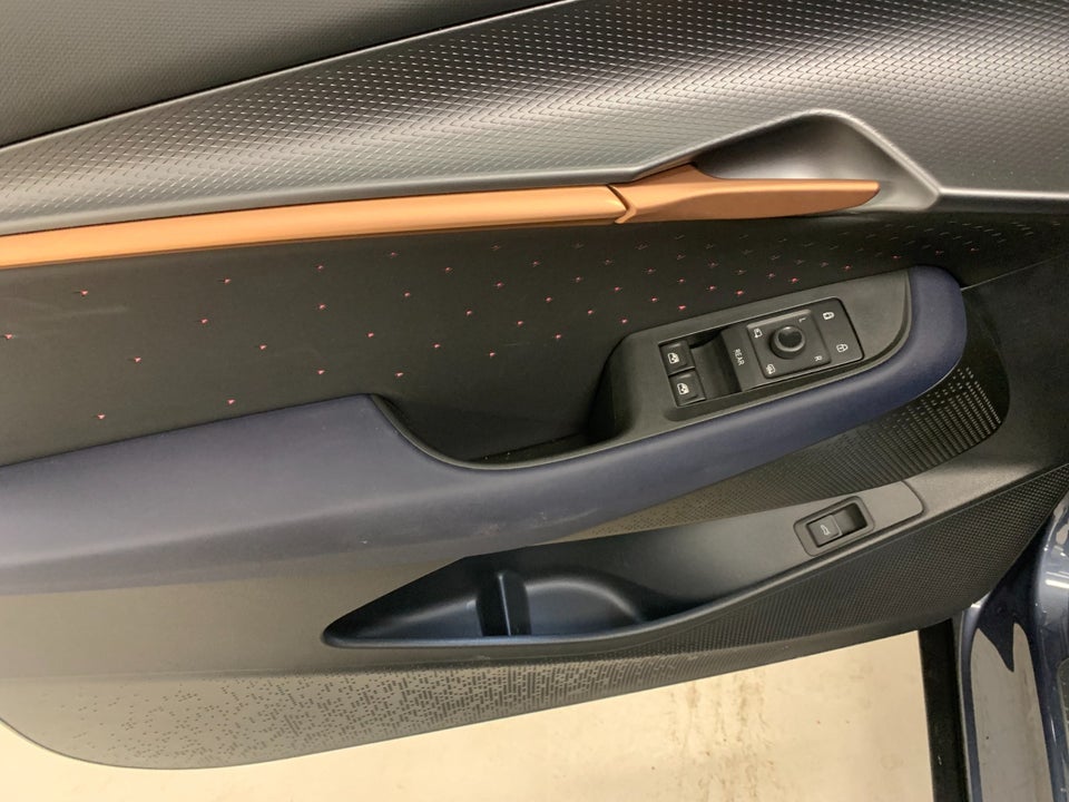 Cupra Tavascan 77 Adrenaline 5d