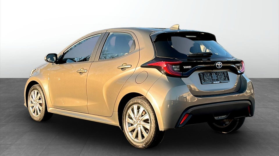 Toyota Yaris 1,5 Hybrid Active Tech e-CVT 5d