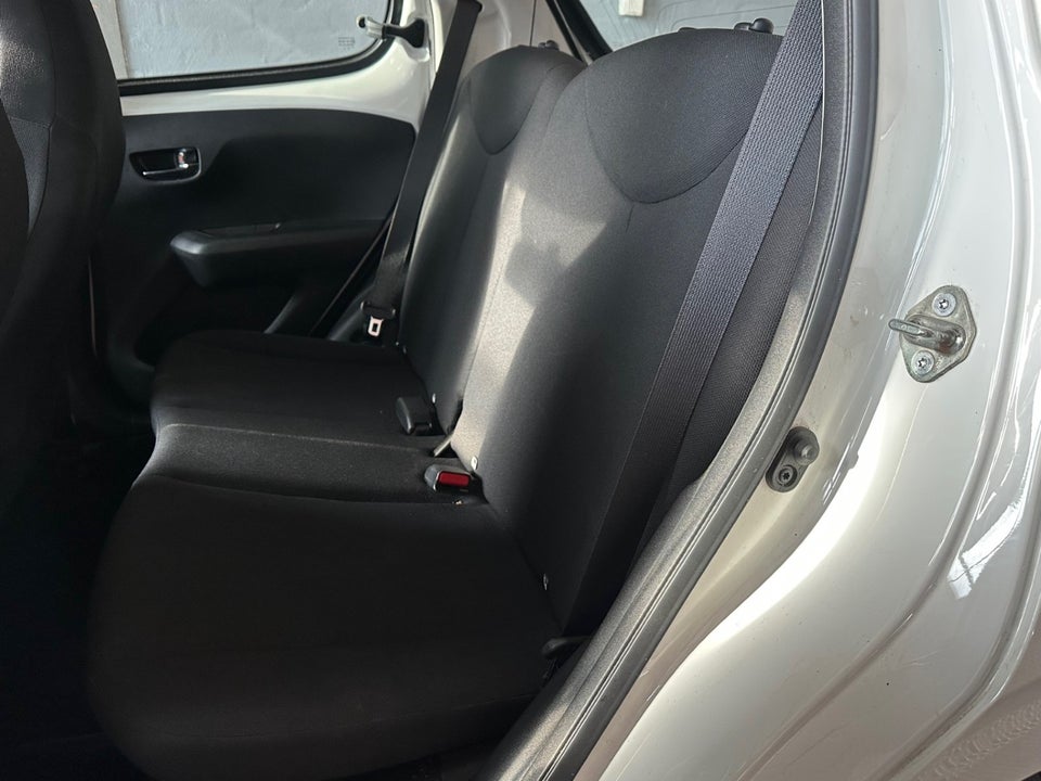 Peugeot 108 1,0 e-VTi 72 Allure+ 5d