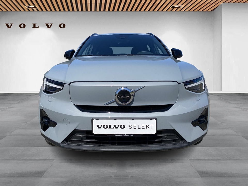 Volvo EX40 Extended Range Plus 5d