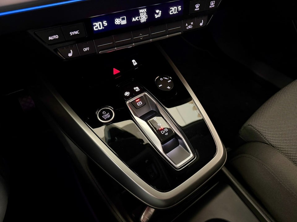 Audi Q4 e-tron 40 Attitude 5d