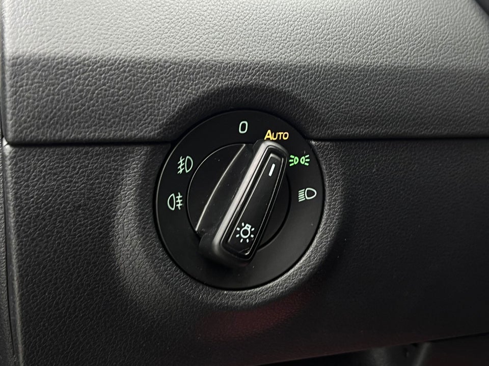 Skoda Octavia 2,0 TDi 150 Ambition Combi DSG 5d