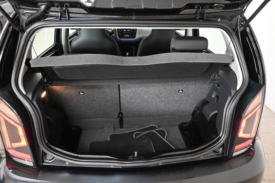 VW e-Up! High Up! 5d