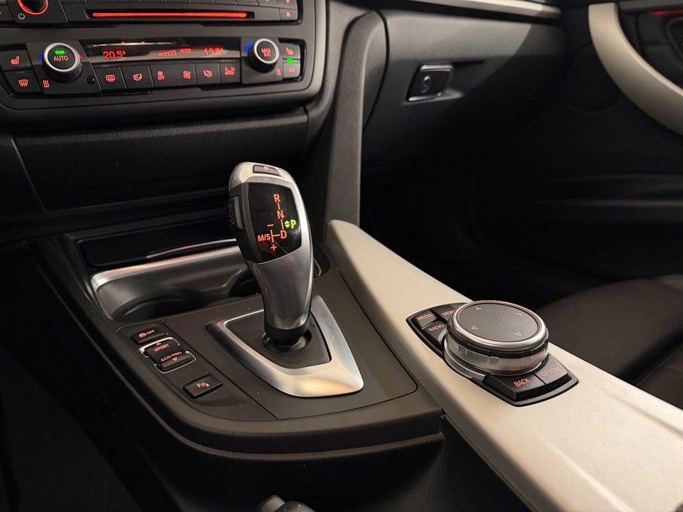 BMW 330d 3,0 Touring xDrive aut. 5d