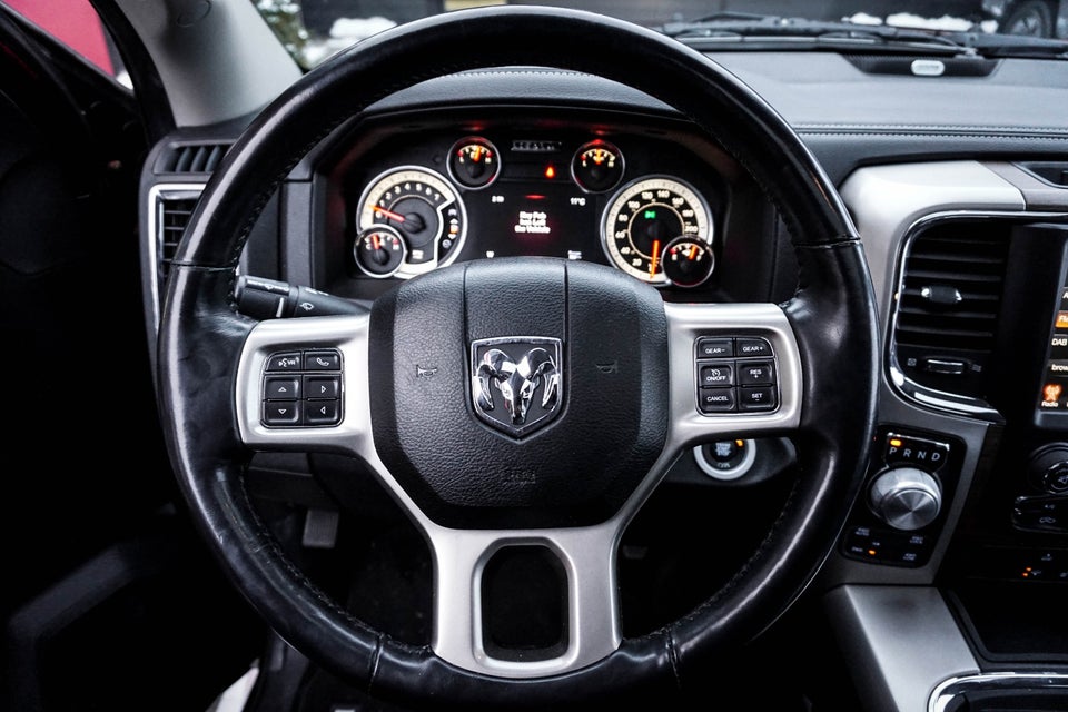 Dodge RAM 1500 5,7 V8 Laramie Crew Cab aut. 4x4 4d