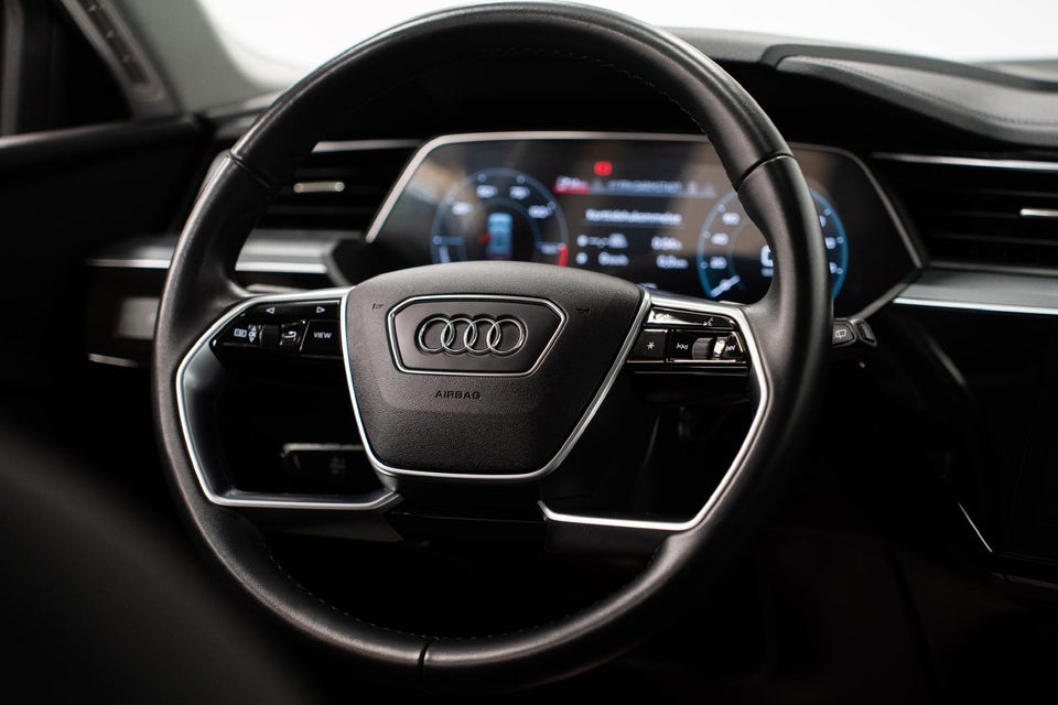 Audi e-tron 50 quattro 5d