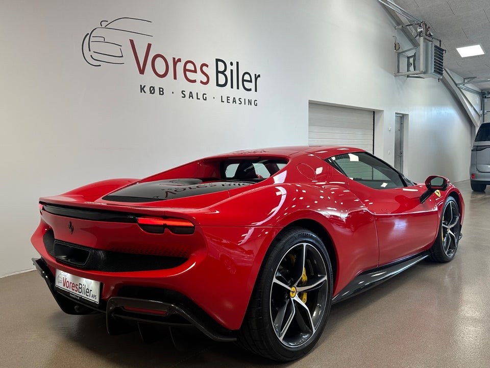 Ferrari 296 GTB 2,9 DCT 2d