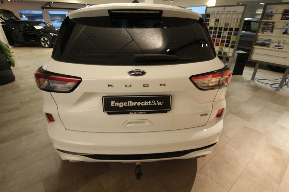 Ford Kuga 2,5 PHEV ST-Line CVT 5d