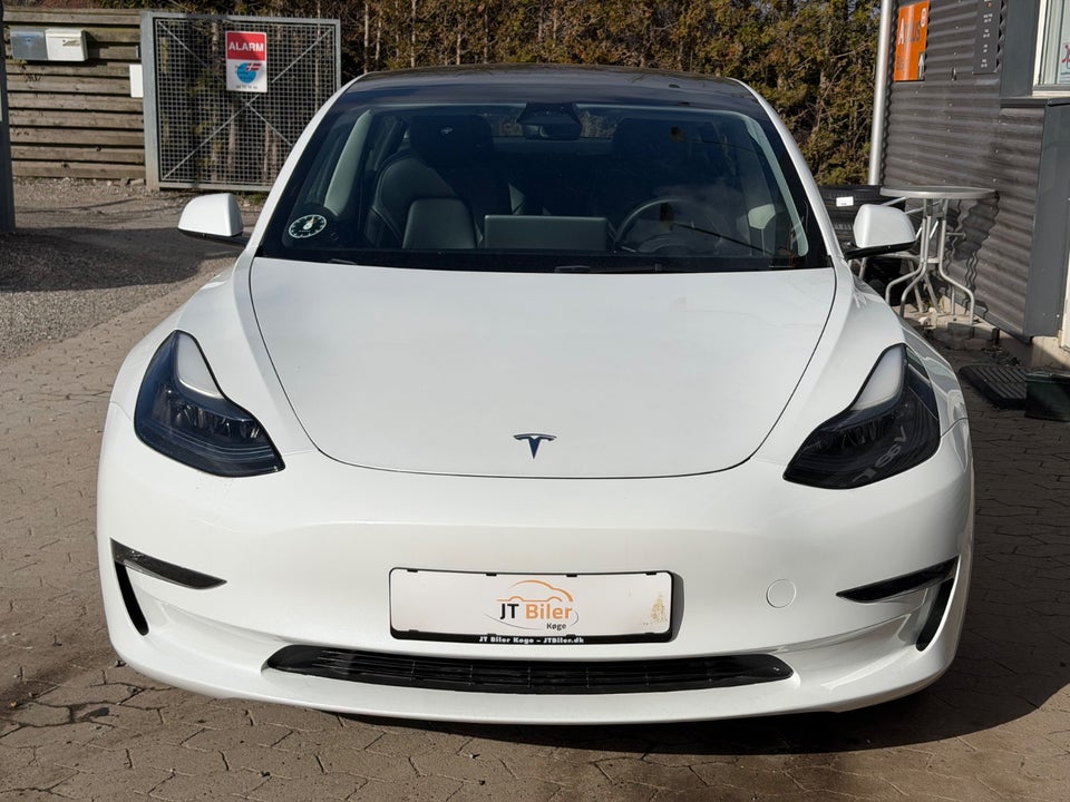 Tesla Model 3 Long Range RWD 4d