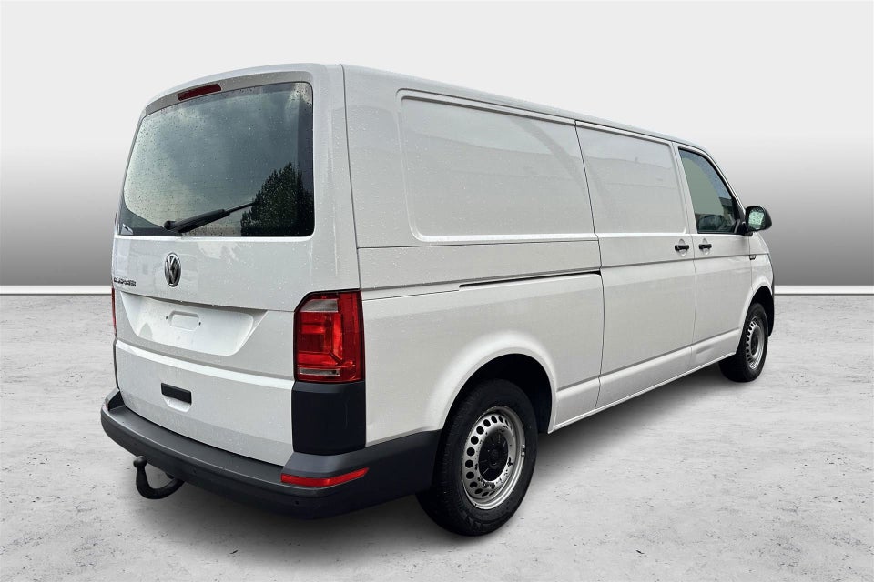 VW Transporter 2,0 TDi 150 Kassevogn DSG lang