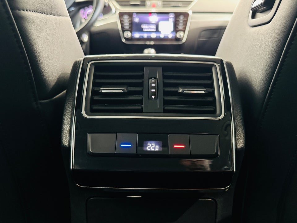 Skoda Superb 1,5 TSi 150 Business Executive Combi DSG 5d