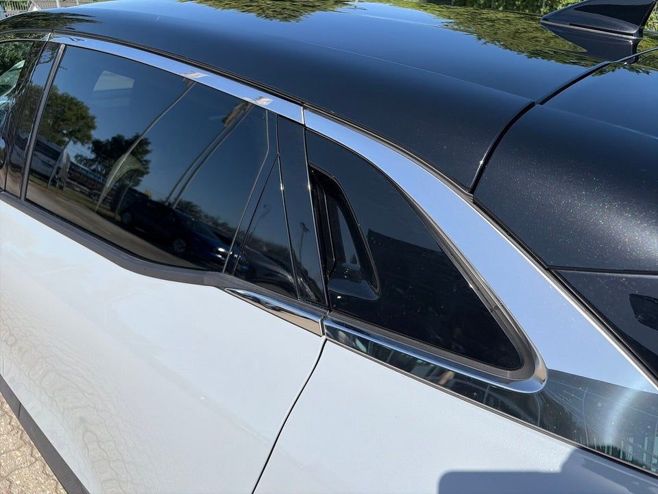 Renault Megane E-Tech 60 Iconic 5d