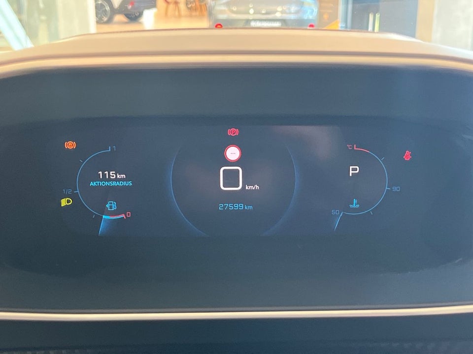 Peugeot 2008 1,2 PureTech 130 Selection Tech 5d