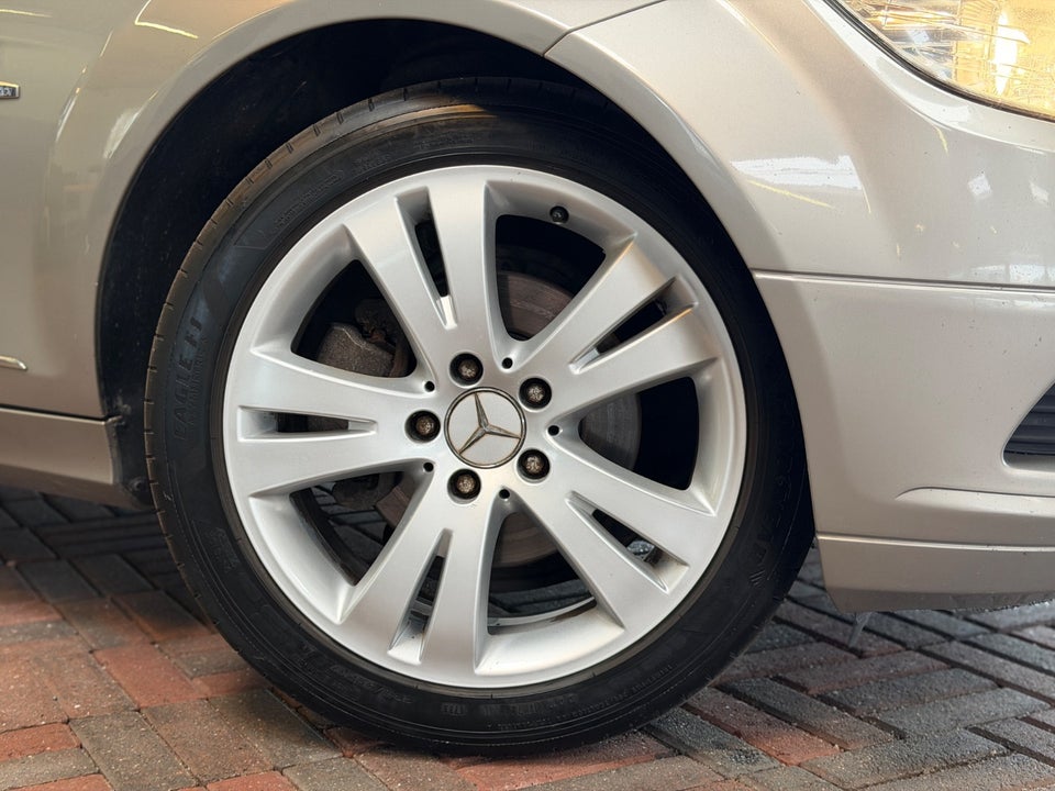Mercedes C200 2,2 CDi Classic 4d