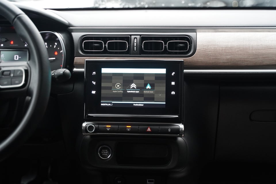 Citroën C3 1,2 PureTech 83 Shine Sport 5d