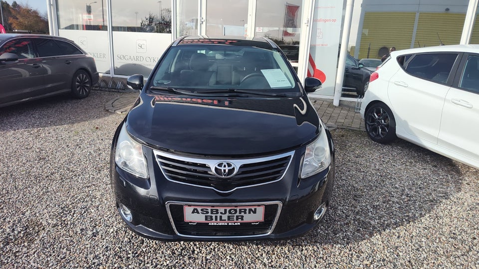 Toyota Avensis 1,8 VVT-i T2 Business stc. 5d