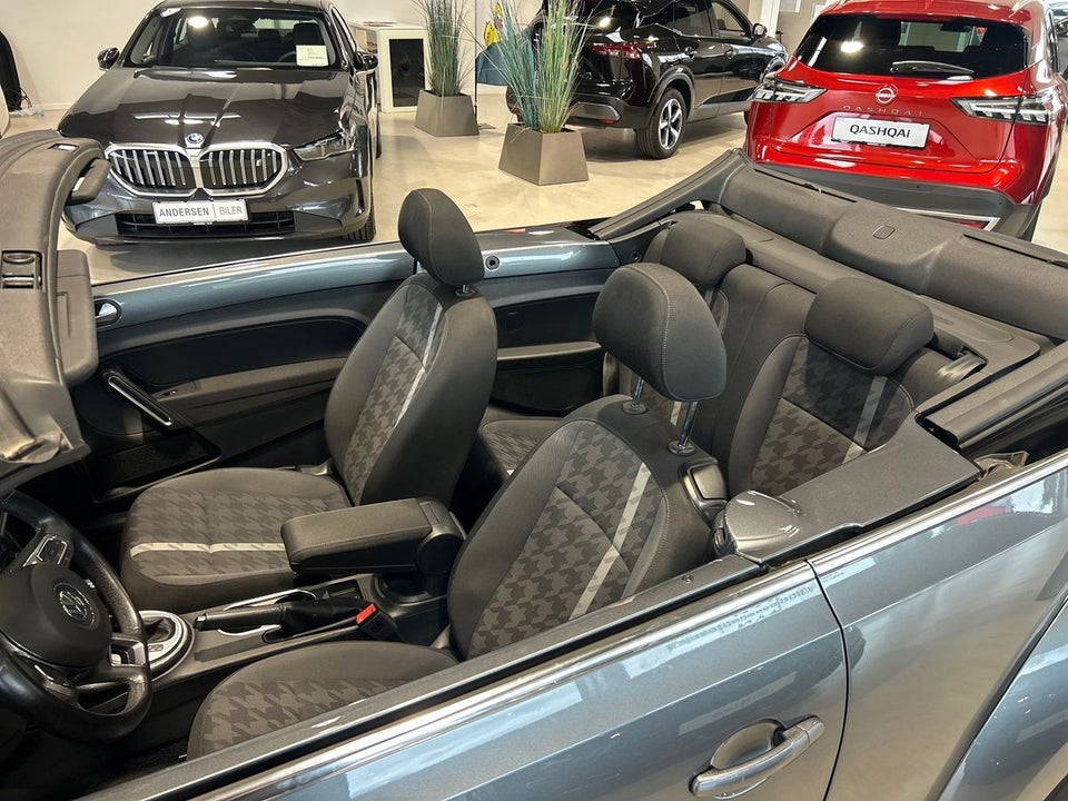 VW The Beetle 1,2 TSi 105 Life Cabriolet DSG 2d