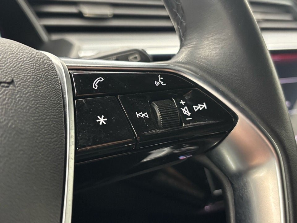 Audi Q8 e-tron 50 Prestige quattro 5d