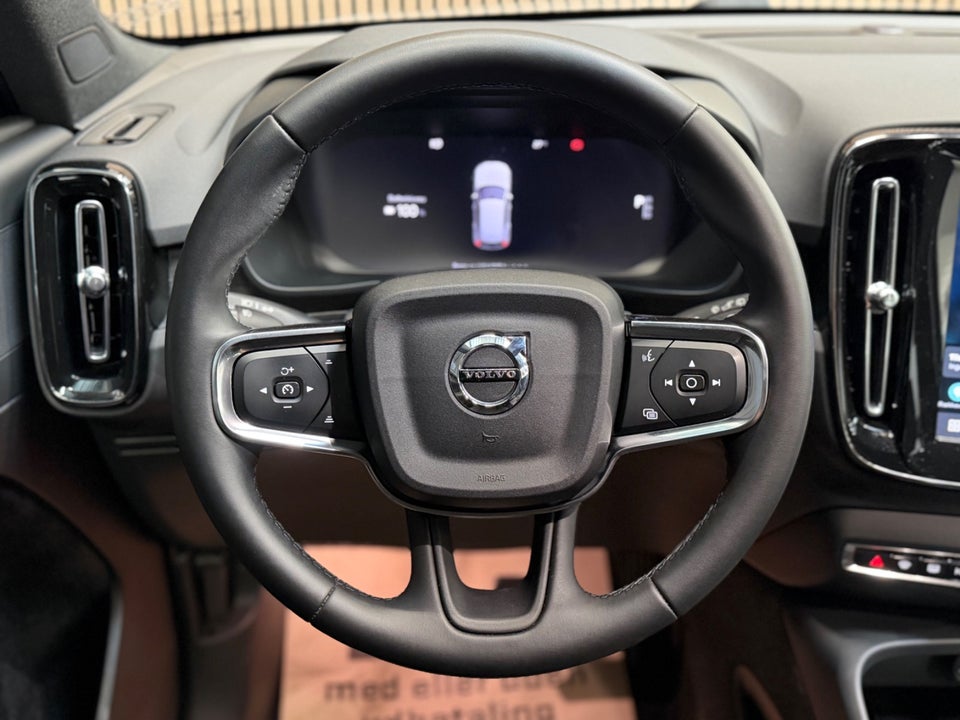 Volvo EX40 Extended Range Core 5d