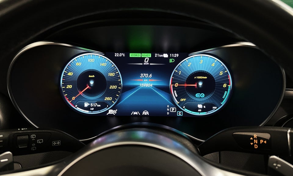 Mercedes C300 de 2,0 AMG Line stc. aut. 5d