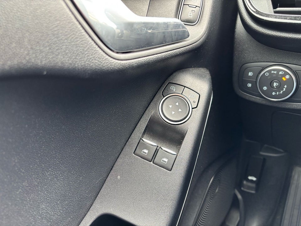 Ford Fiesta 1,0 SCTi 100 Titanium 5d