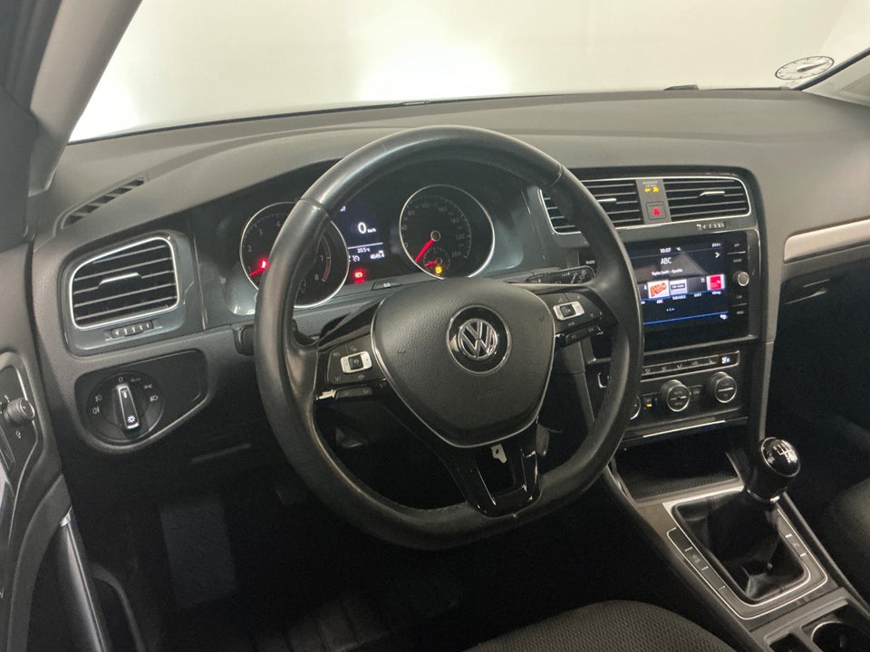 VW Golf VII 1,5 TSi 130 Comfortline Variant 5d