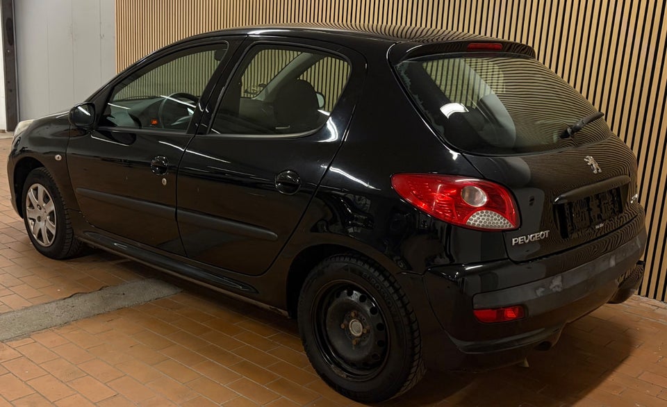 Peugeot 206+ 1,4 Comfort 5d