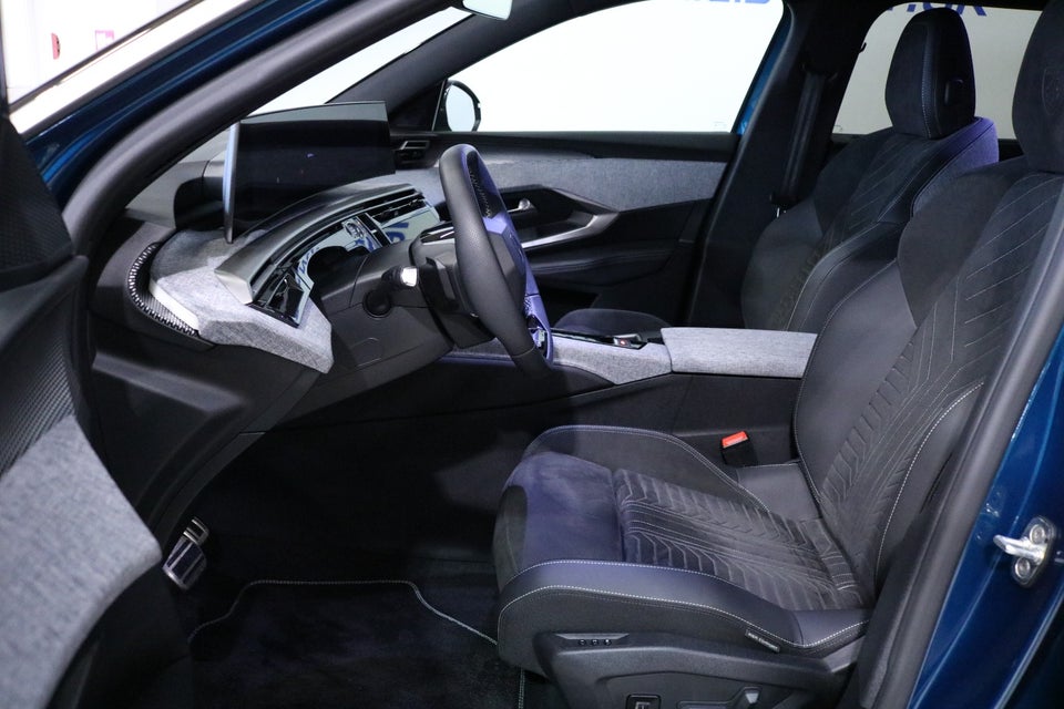 Peugeot e-5008 77 GT Pack 7prs 5d
