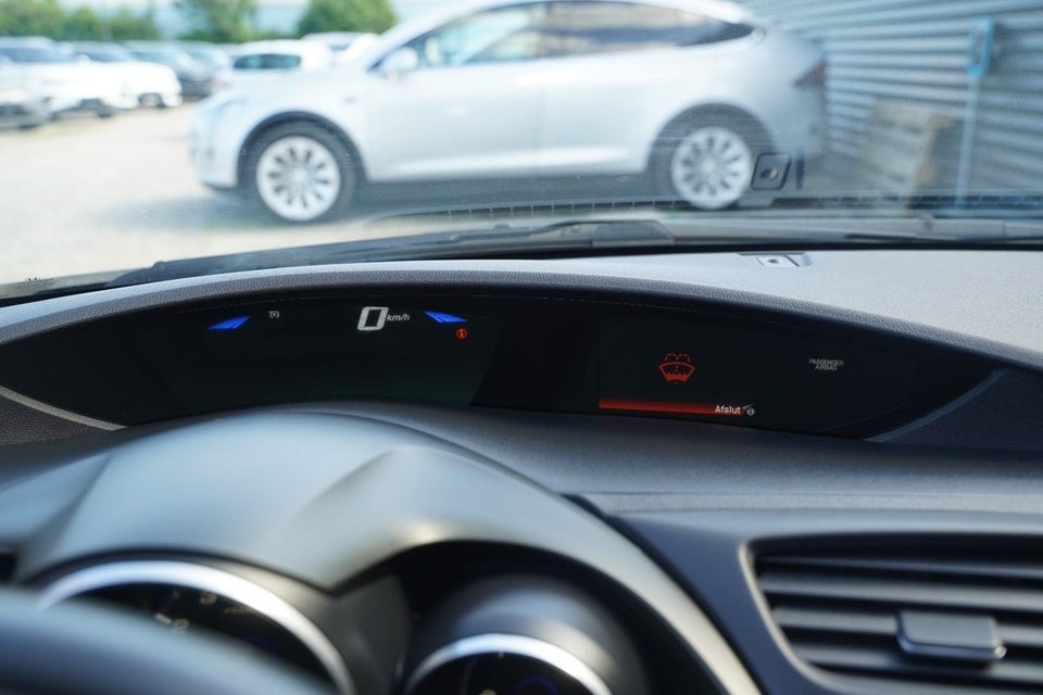 Honda Civic 1,8 i-VTEC Sport 5d