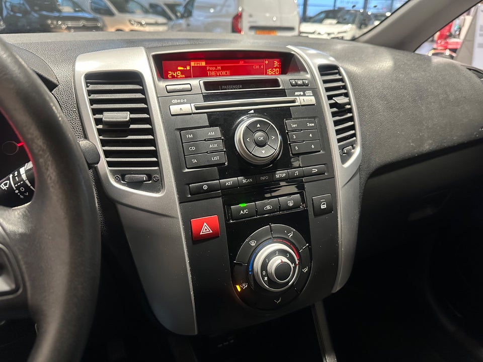 Kia Venga 1,4 CVVT Motion Fashion 5d