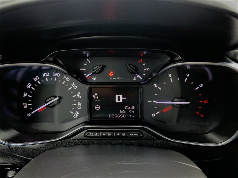 Citroën C3 1,5 BlueHDi 100 SkyLine 5d