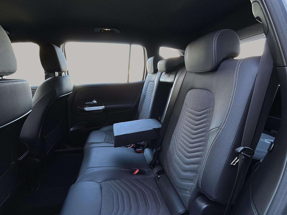 Mercedes EQB250 Progressive 5d