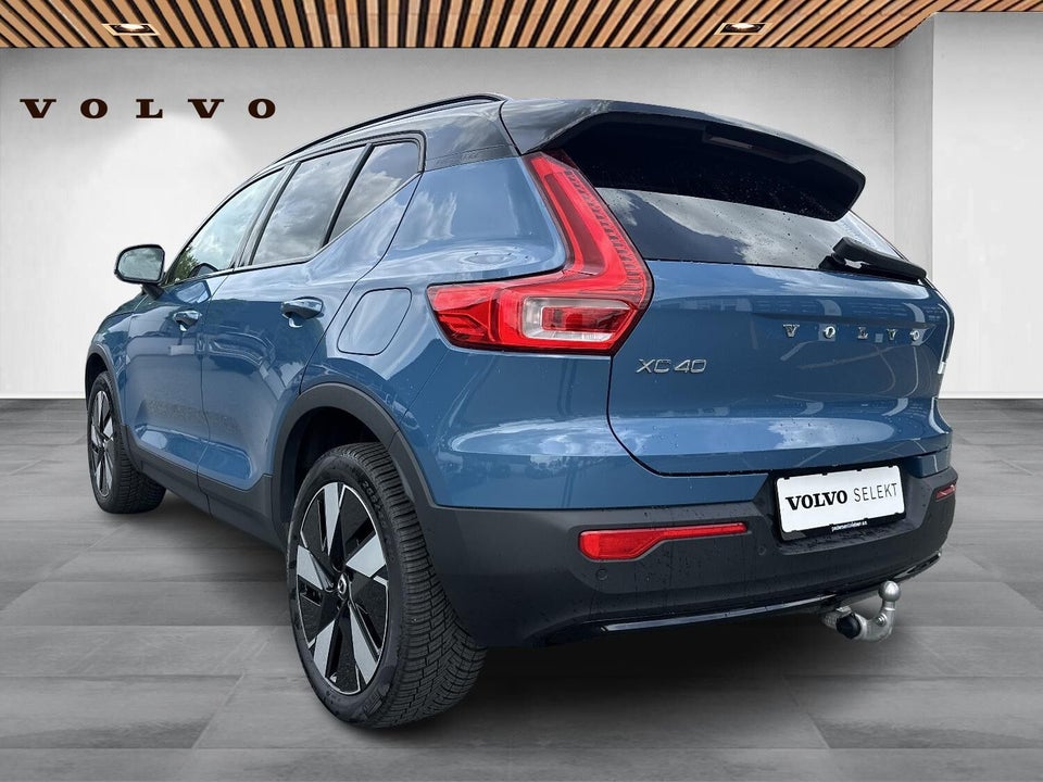 Volvo XC40 ReCharge Extended Range Core 5d