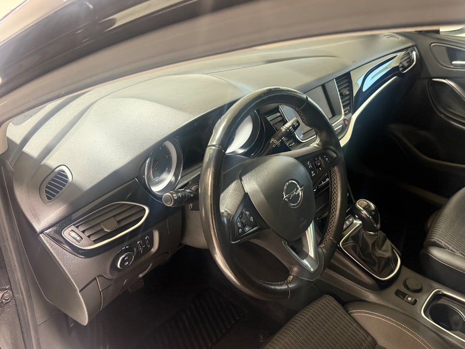 Opel Astra 1,5 D 105 Elegance 5d