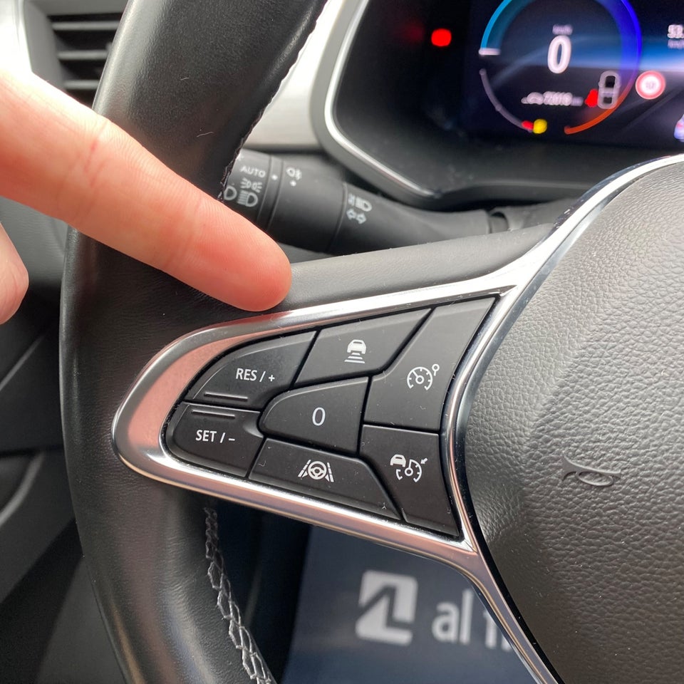 Renault Captur 1,6 E-Tech Intens 5d