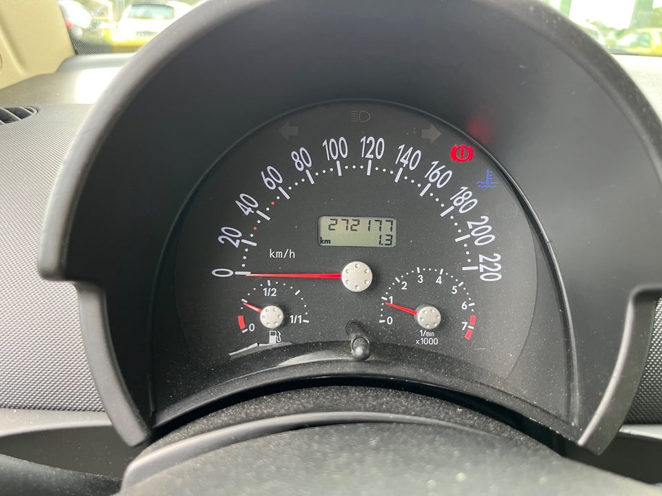 VW New Beetle 2,0 Highline 2d