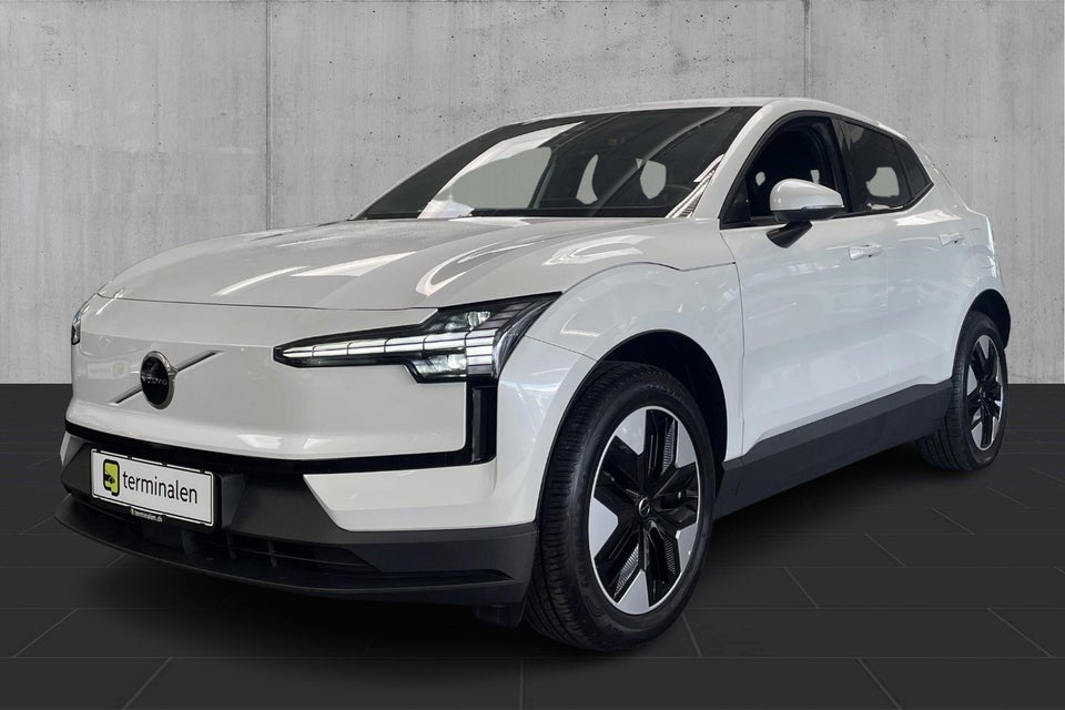 Volvo EX30 Extended Range Core 5d