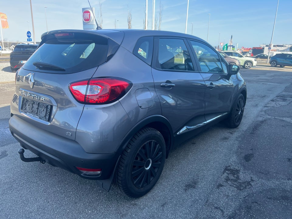 Renault Captur 1,5 dCi 90 Expression 5d