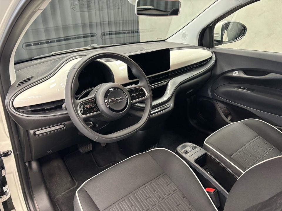 Fiat 500e 24 Icon 3d