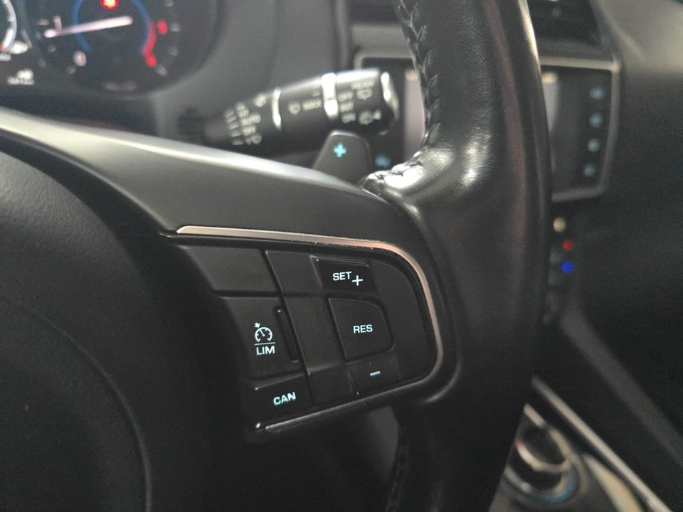 Jaguar F-Pace 2,0 D180 Pure aut. AWD 5d