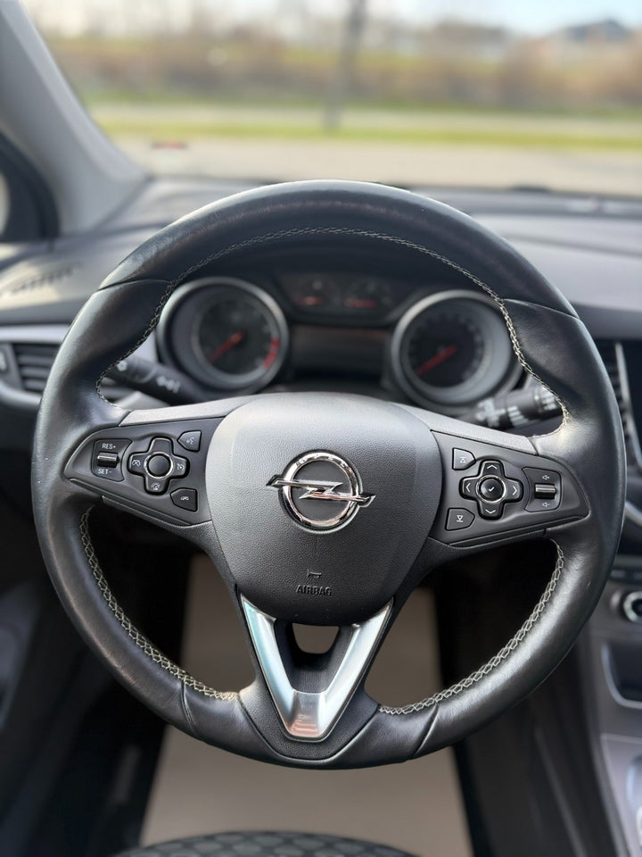 Opel Astra 1,4 T 125 Enjoy 5d