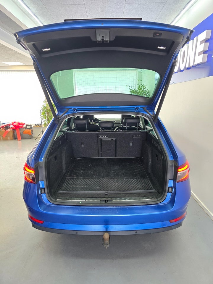 Skoda Superb 1,4 TSi iV Style Combi DSG 5d